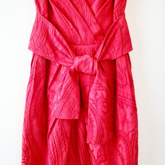 Monique Lhuillier Red Bow Brocade Dress - Picture 2 of 7